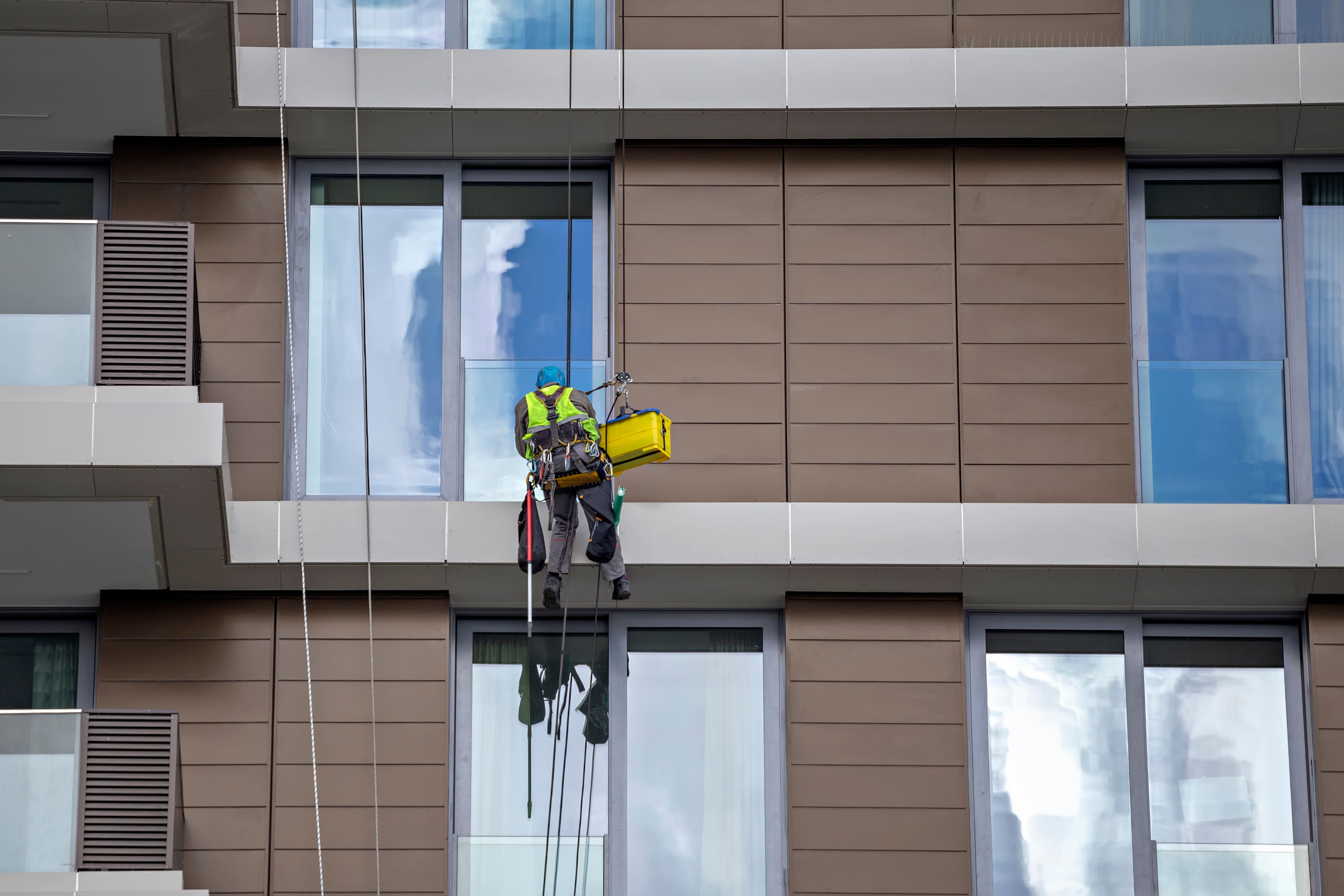 Pulizie straordinarie condominio: quando sono necessarie e cosa comprendono